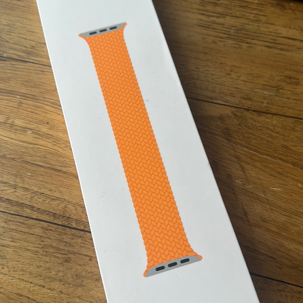 Apple Watch Atlantic orange Braided Solo Loop Band 44mm Size 8